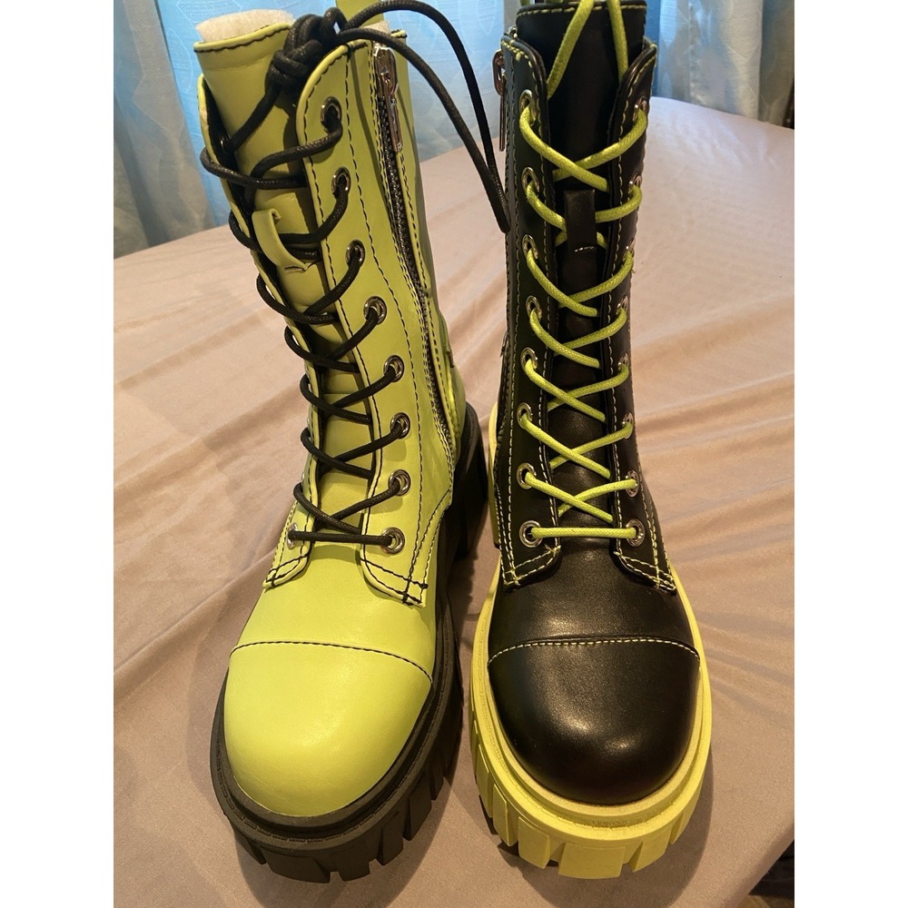 Dolls Kill boots Size 7 M